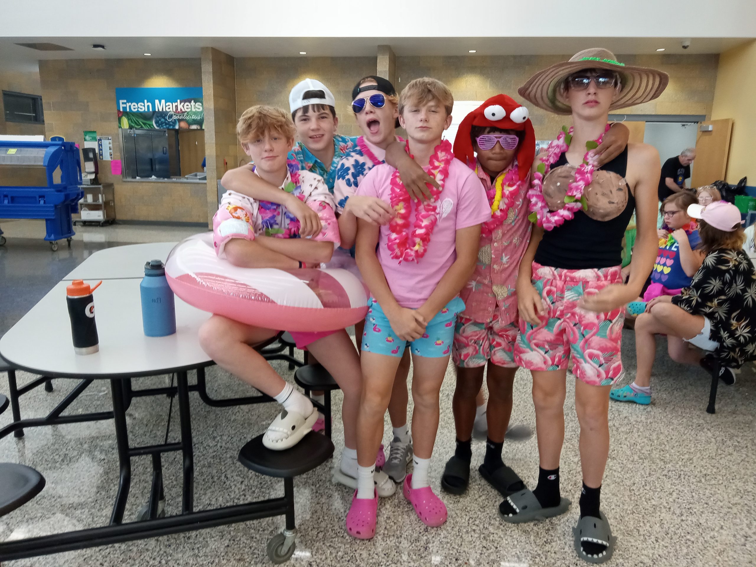 Tropical day Homecoming 197331A63353C